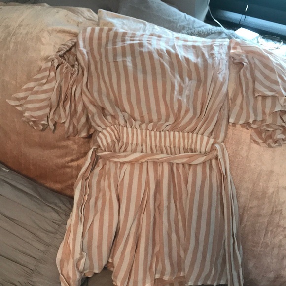 VICI brand off the shoulder romper - Picture 2 of 2